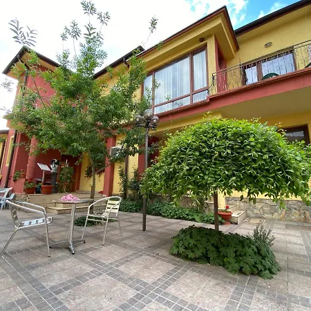 Hotell Family Kavrakovi 3*